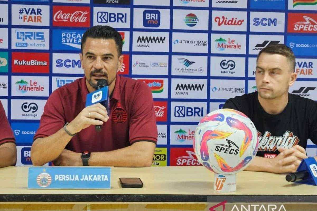 Pertarungan Seru: Doni Tri Siap Tampil Saat Persija Jakarta Jamu Semen Padang