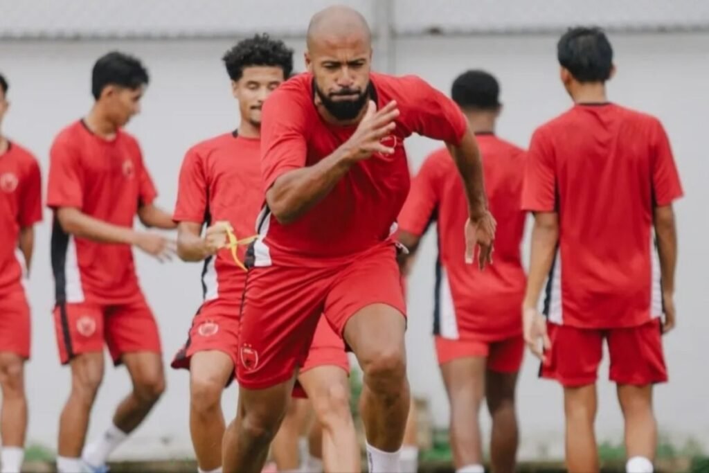 Here are some alternative titles for "Jadwal Lengkap PSM Makassar di Super League Musim 2025/2026":

1. "Daftar Pertandingan PSM Makassar di Super League 2025/2026"
2. "Rangkaian Jadwal PSM Makassar untuk Musim Super League 2025/2026"
3. "Seluruh Jadwal PSM Makassar di Super League Musim 2025/2026"
4. "Jadwal Pertandingan PSM Makassar di Super League 2025/2026"
5. "PSM Makassar: Jadwal Lengkap Super League 2025/2026"
6. "Kompetisi PSM Makassar: Agenda Musim Super League 2025/2026"
7. "Ikuti Jadwal PSM Makassar di Super League 2025/2026"
8. "PSM Makassar di Super League: Rincian Jadwal Musim 2025/2026"
9. "Jadwal PSM Makassar: Super League Musim 2025/2026"
10. "Agenda Pertandingan PSM Makassar untuk Super League 2025/2026"

Feel free to choose any of these or mix and match elements to create your ideal title!
