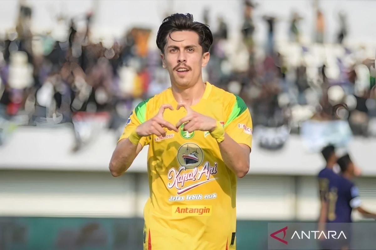 Tunggu Keputusan Komite Disiplin: Persebaya Menanti Sanksi untuk Rivera