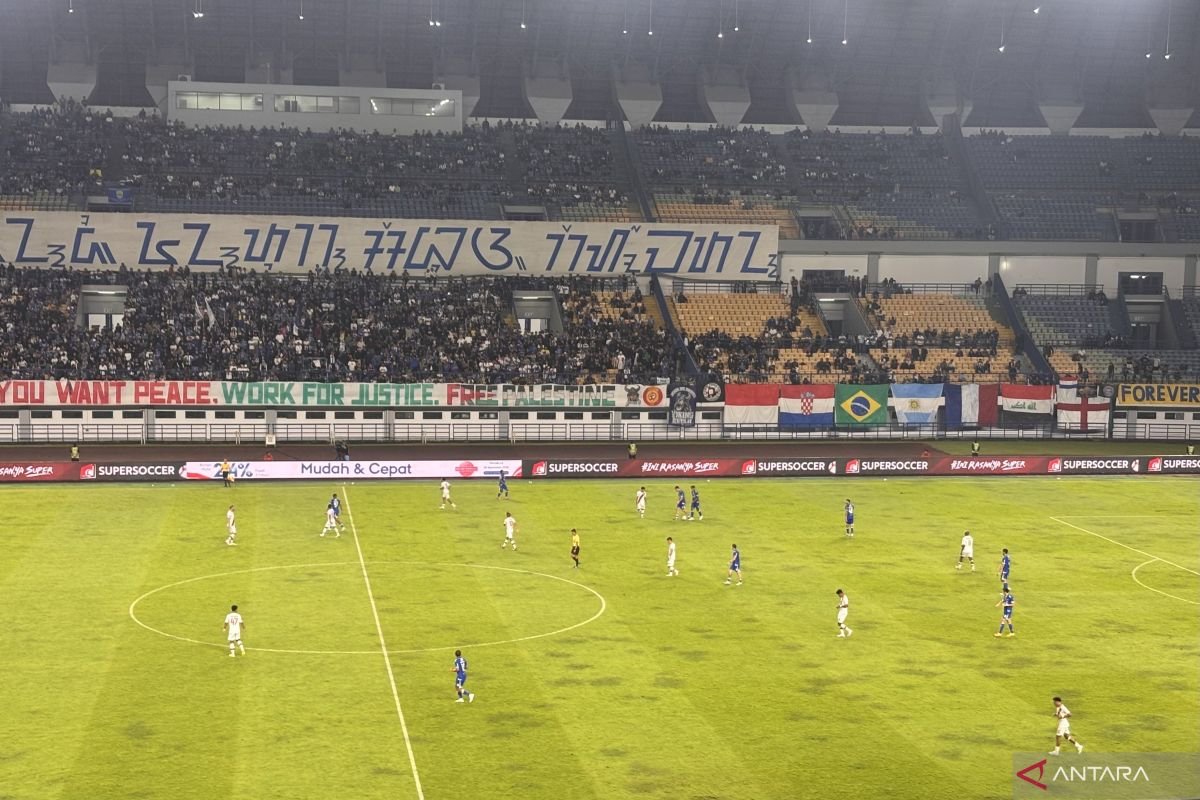 Persib Bandung Menang atas Persis Solo dengan Skor 2-0